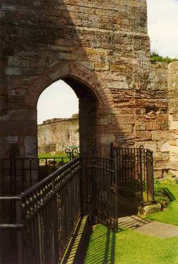 Tor im Bamburgh Castle